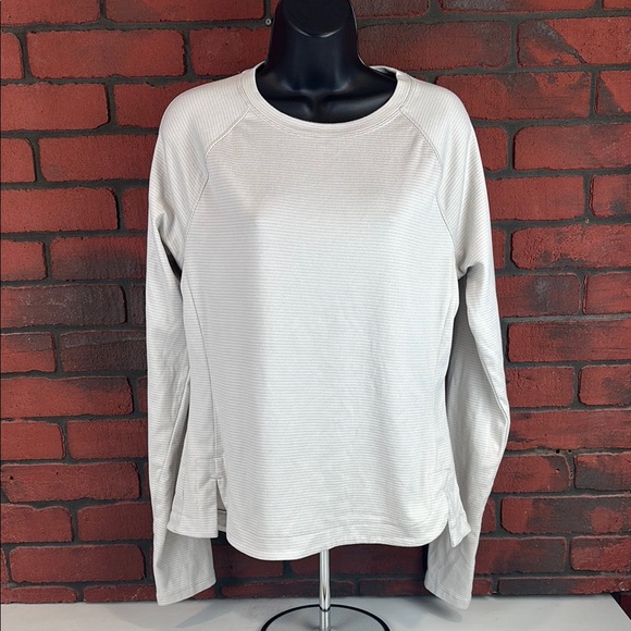 Avalanche‎ Large Women's Cream Long Sleeve Top - Picture 1 of 9